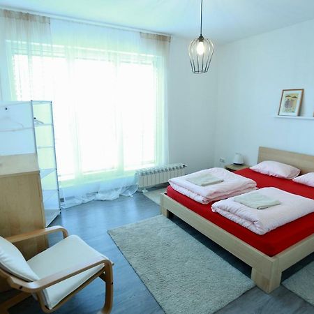 Sentis Hotel Ужгород Екстериор снимка