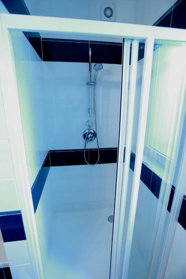 Sentis Hotel Ужгород Екстериор снимка