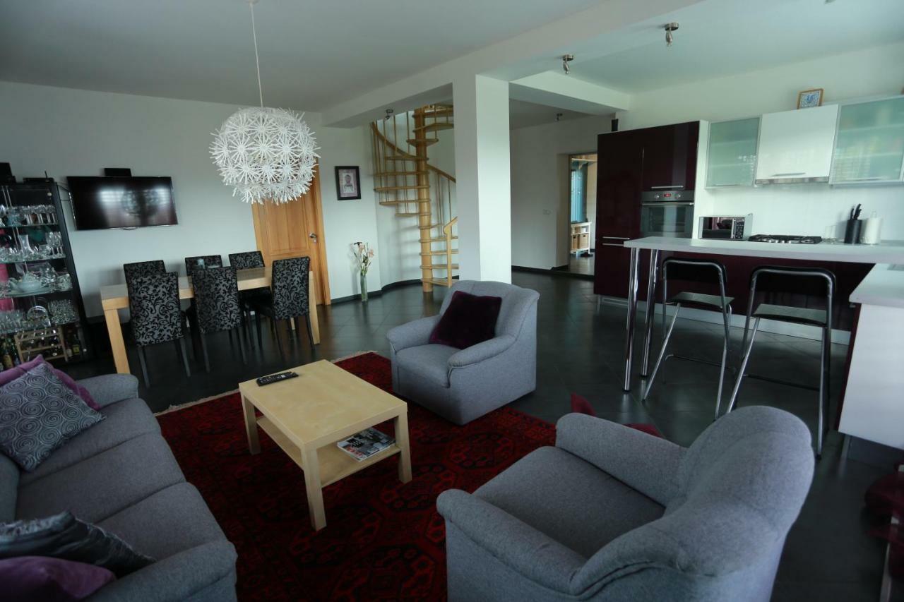 Sentis Hotel Ужгород Екстериор снимка